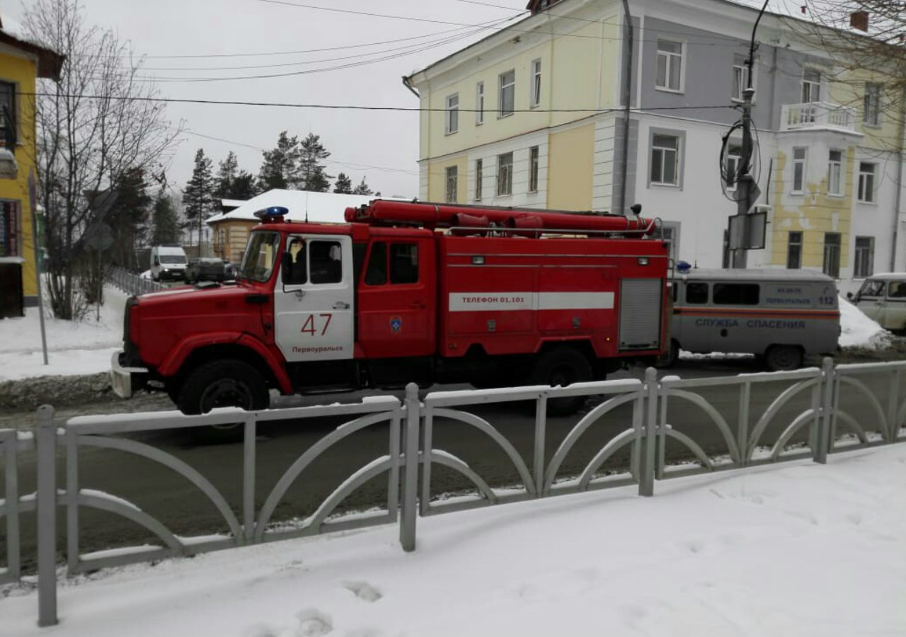 В Первоуральске задержали лжеминера. Он сообщил о бомбе в здании МФЦ —  Городские вести