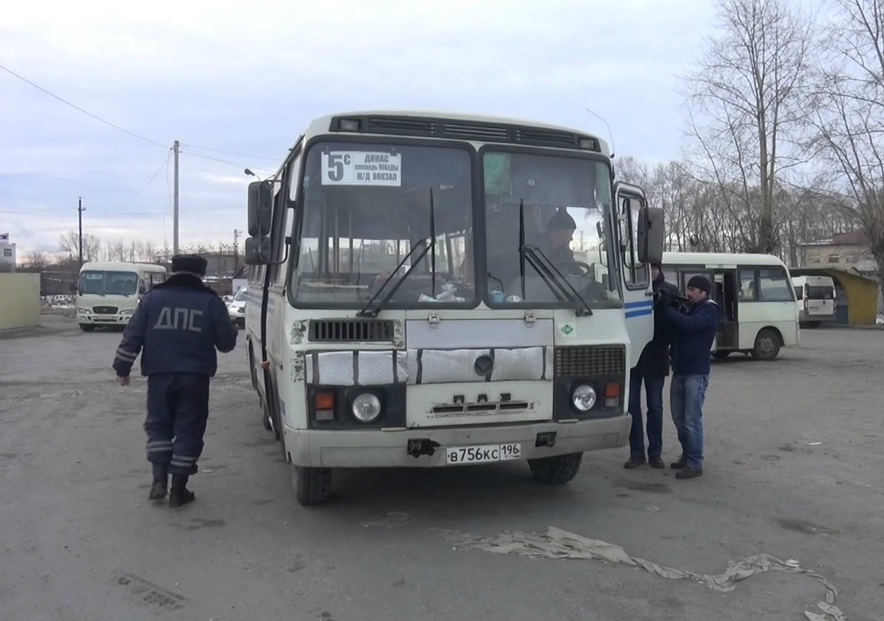 Заброшенные автобусы норильск фото