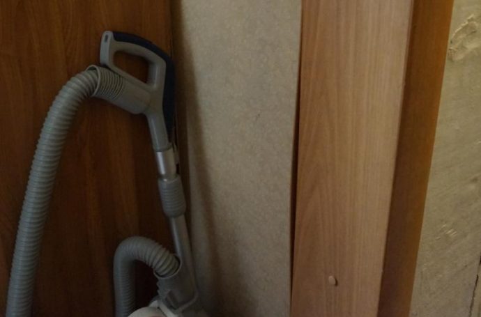 В Первоуральске подвал жилого дома второй год подряд заливает кипятком ...