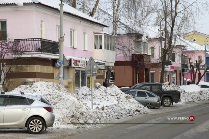 Сугробы в новосибирске фото