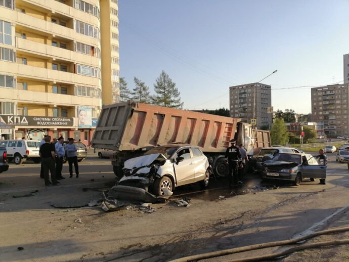 Машины следователей мвд