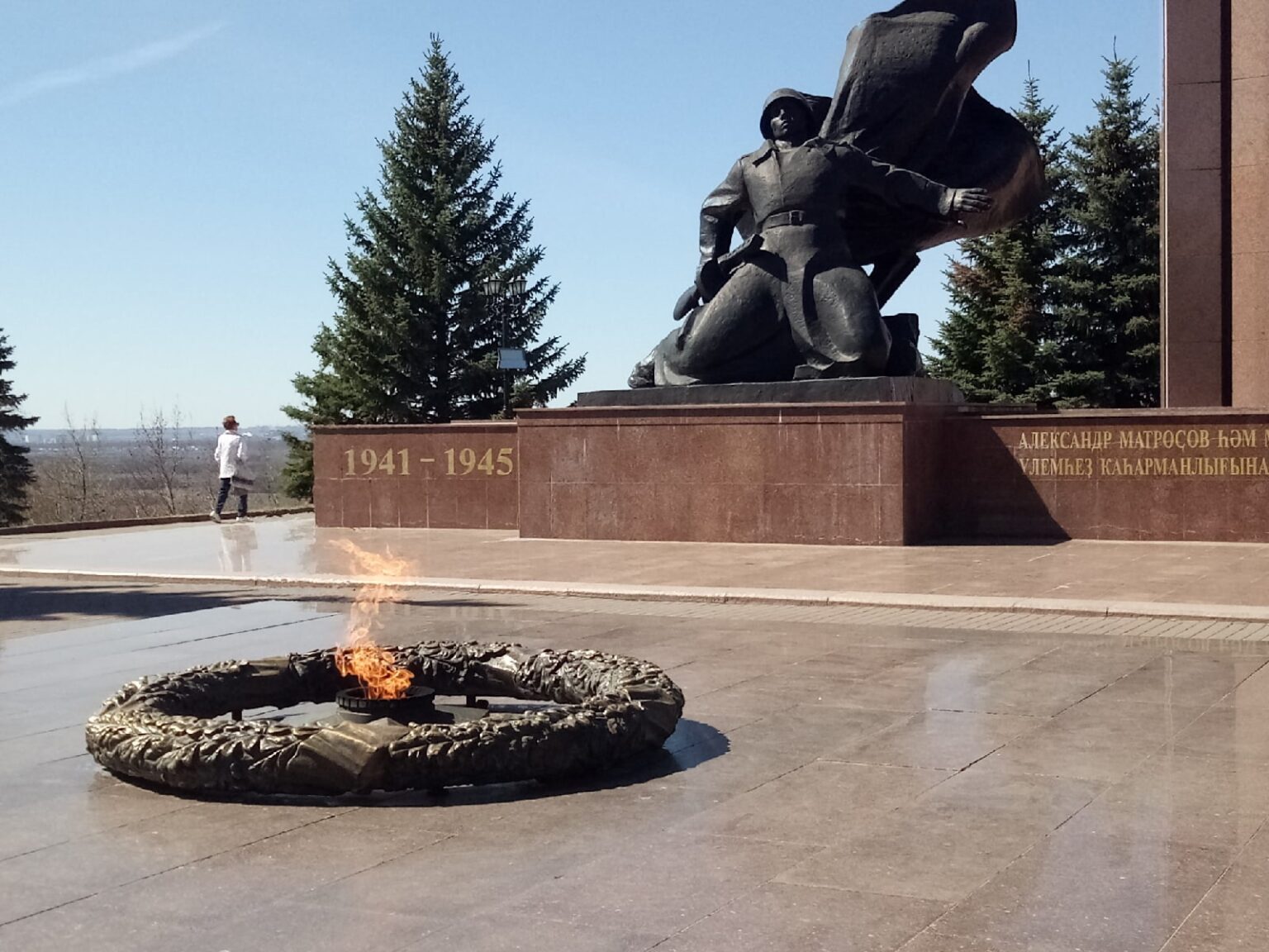 Победа уфа. Парк Победы Хабаровск. Пышма парк Победы. Парк Победы Миасс. Парк Победы Сургут.