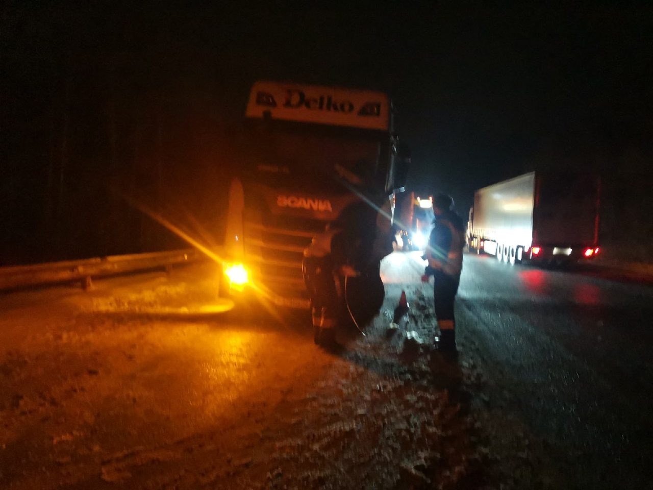 В аварии под Первоуральском один человек погиб, пятеро пострадали |  22.12.2021 | Первоуральск - БезФормата