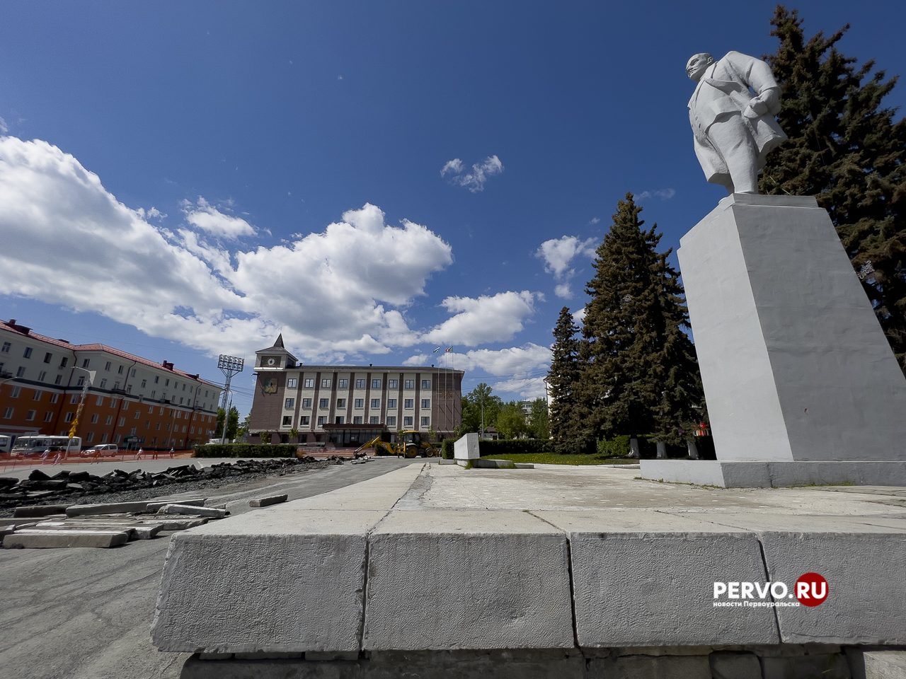 Площадь Победы начали реконструировать. Планы — грандиозные — Городские  вести